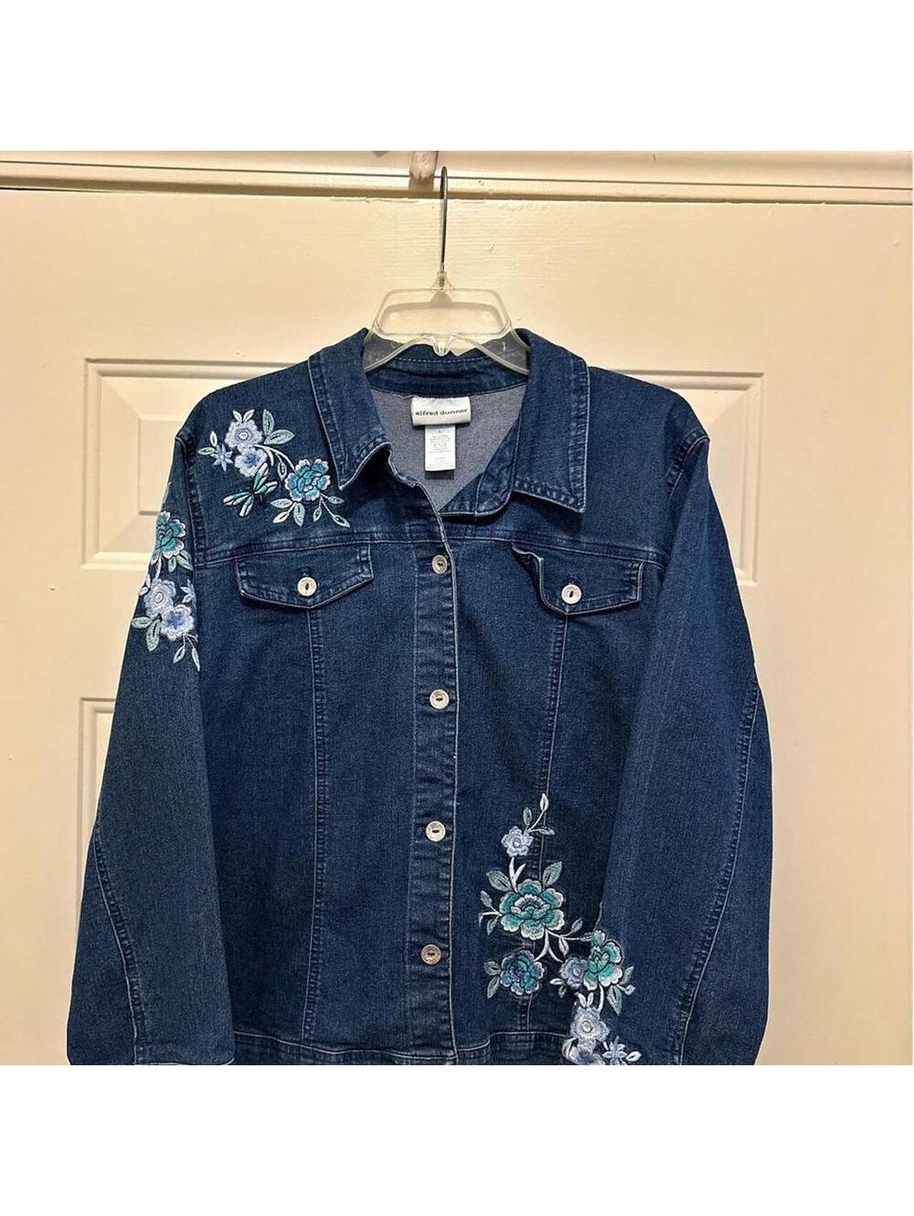 Alfred Dunner Women's Blue and Navy Jacket